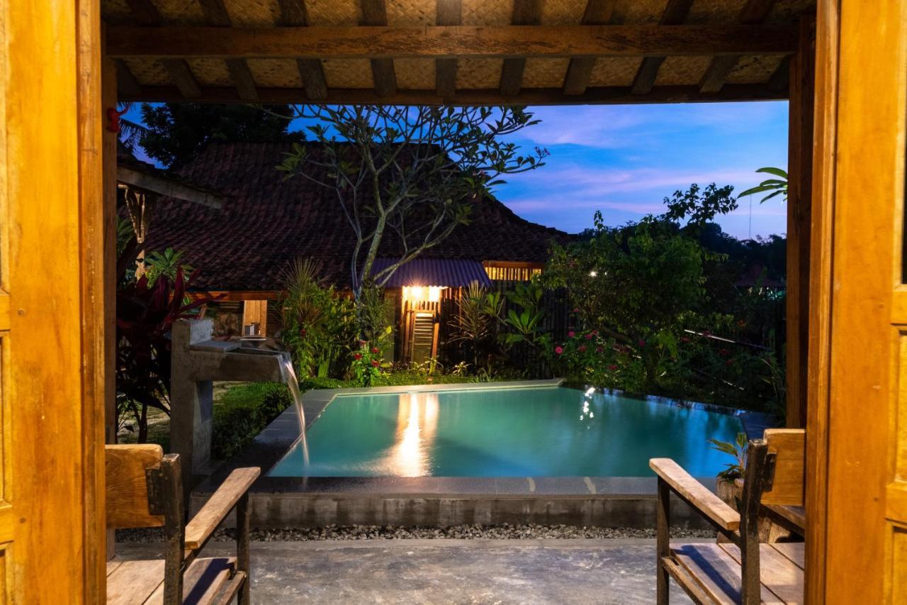 Villa Nextdoor Nature Yogyakarta 班图尔 外观 照片