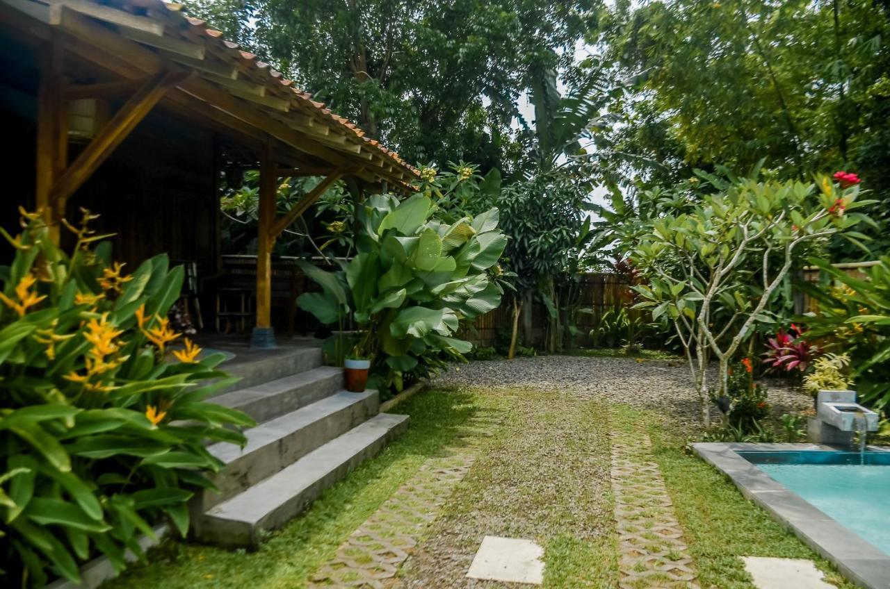 Villa Nextdoor Nature Yogyakarta 班图尔 外观 照片