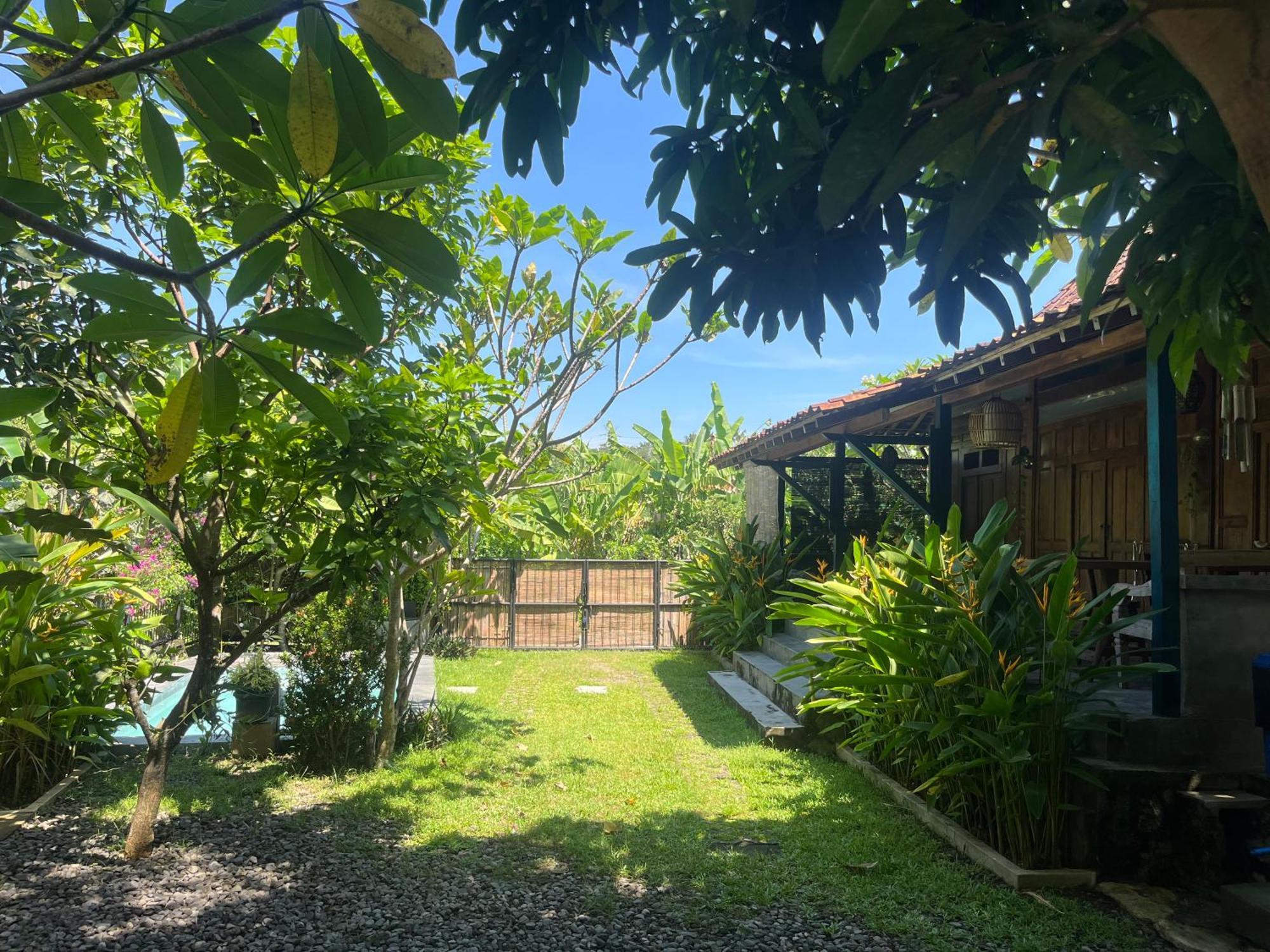 Villa Nextdoor Nature Yogyakarta 班图尔 外观 照片