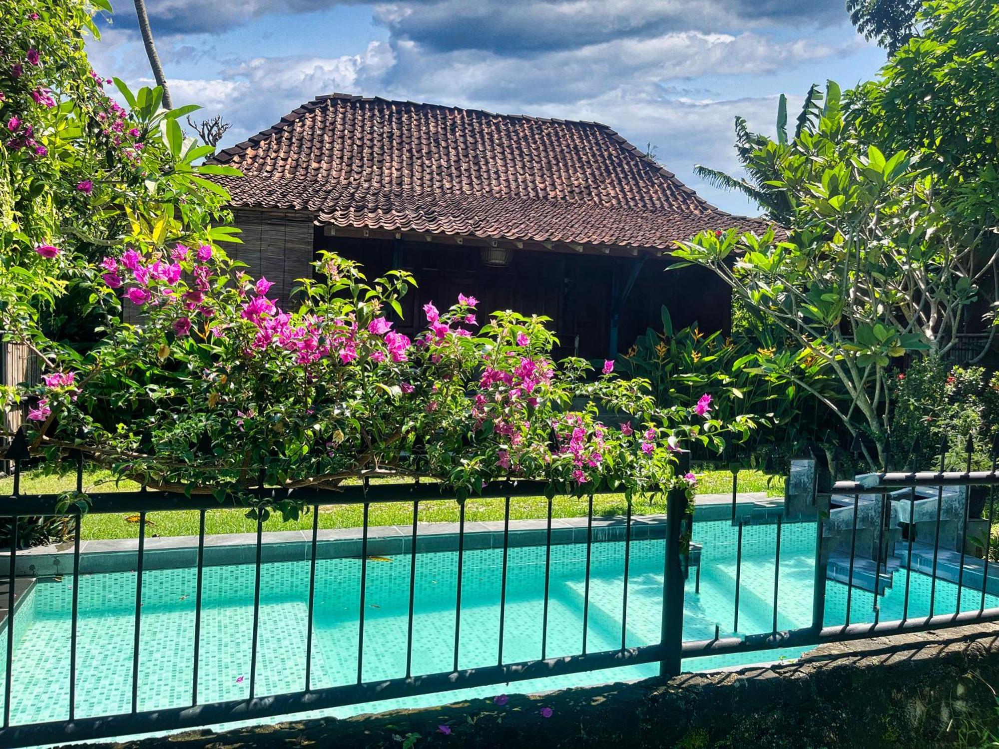 Villa Nextdoor Nature Yogyakarta 班图尔 外观 照片